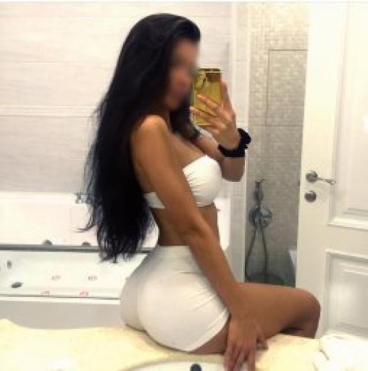 Камилла